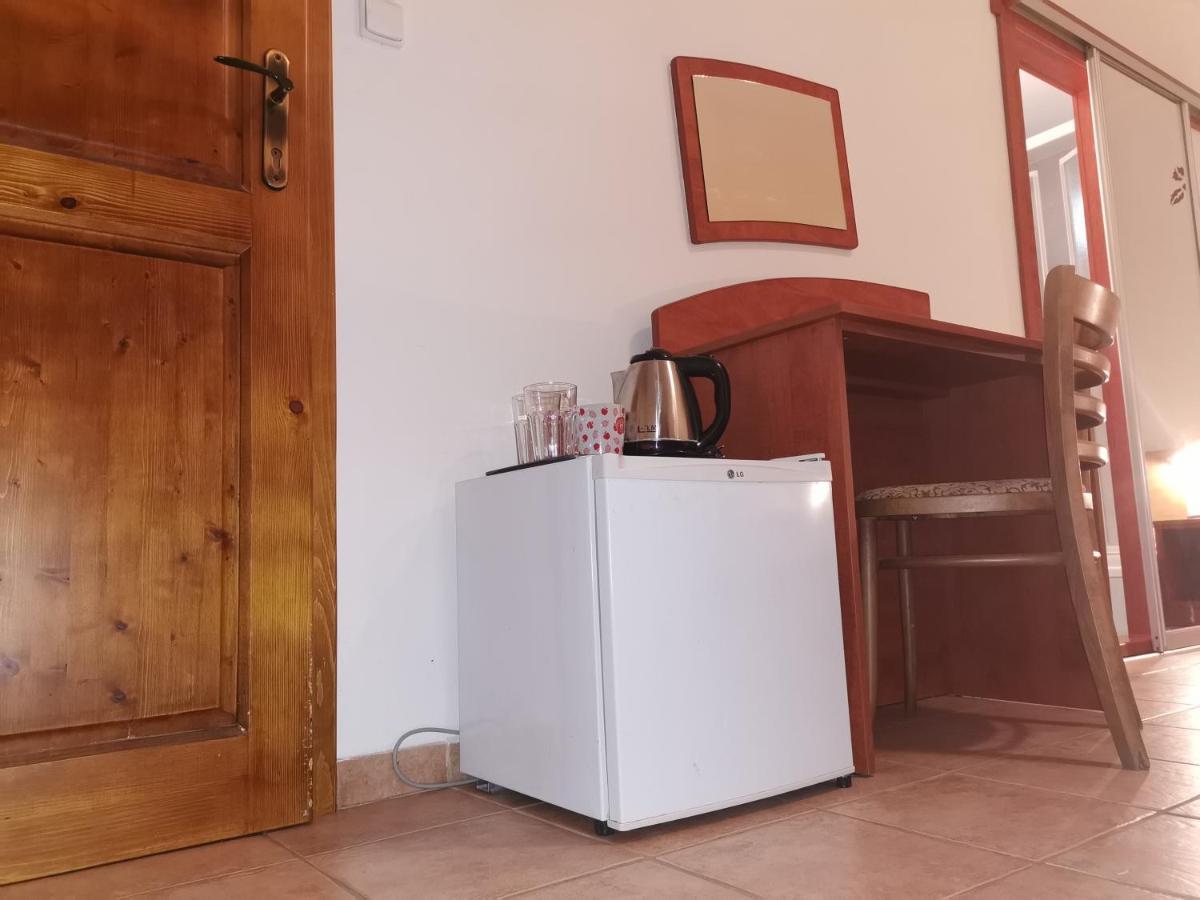 Penzion Rudolf Prievidza Exterior foto